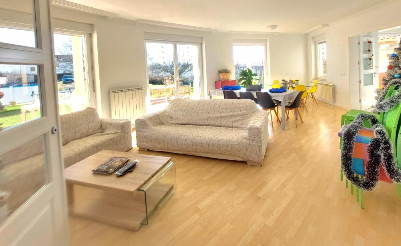 Casa Miguel Y Sally Villanueva de Las Manzanas Zewnętrze zdjęcie